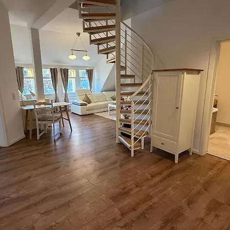 Penthouse With Roof Terrace - Central, Quiet Location Hannover