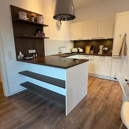 Apartment Penthouse With Roof Terrace - Central, Quiet Location